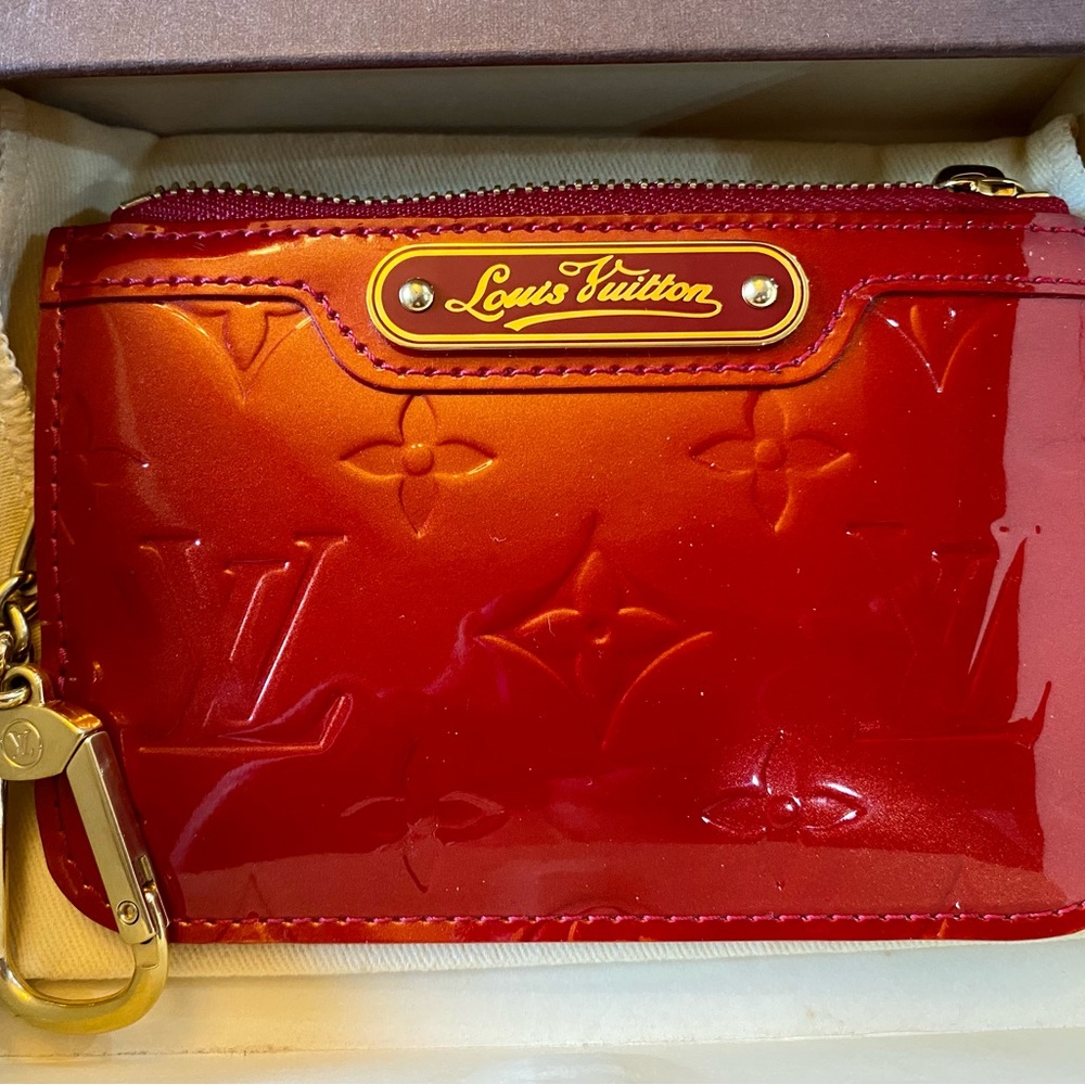 ❌SOLD❌Louis Vuitton Vernis Key Pouch - Picture 1 of 9